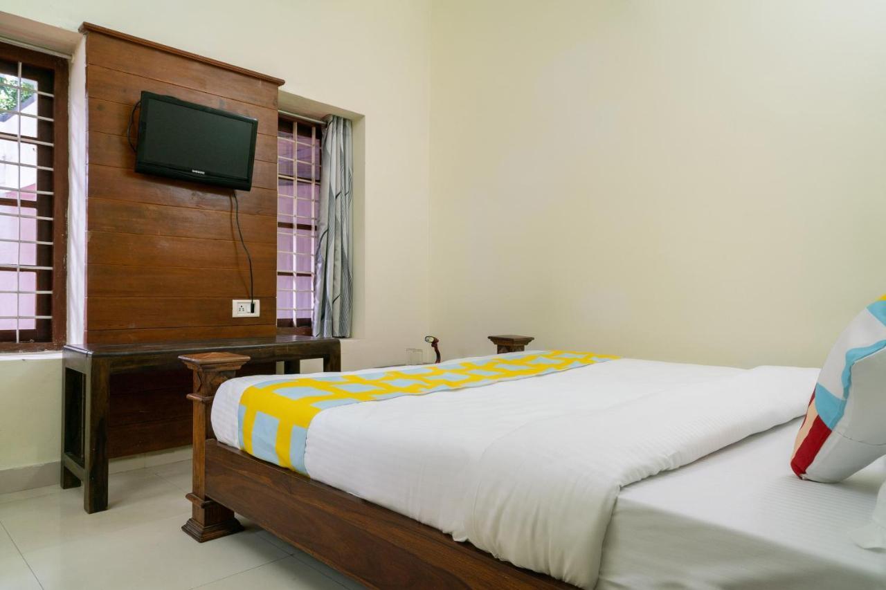 Oyo Home 63551 Pleasant Stay Near Fort Kochi Beach 外观 照片